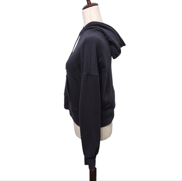 4/$12 FLX Navy Blue Cropped Sweatshirt Hoodie Women's size Small - Picture 3 of 10